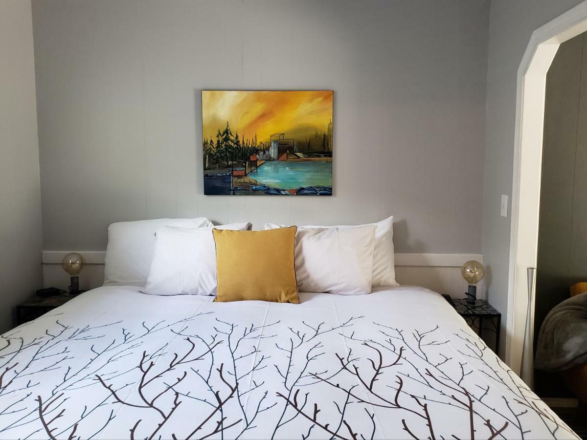Reno Motel Salmo Екстериор снимка